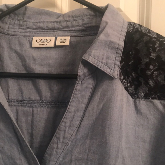 Button up jean shirt - thin - Picture 2 of 4